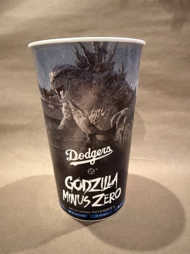 Godzilla los angeles - godzilla, x